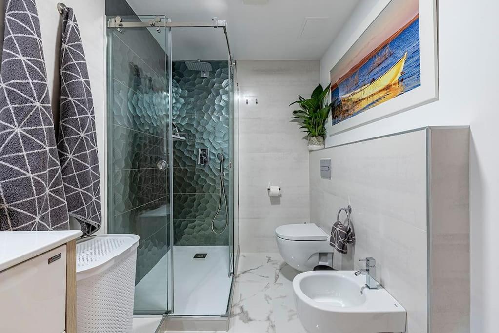 Ferienwohnung Luxury Casa Con Piscina, Wifi, 150M Dal Mare Miami Playa Exterior foto