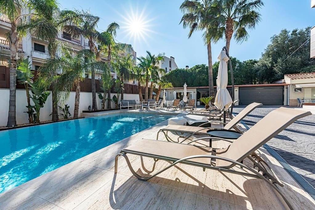 Ferienwohnung Luxury Casa Con Piscina, Wifi, 150M Dal Mare Miami Playa Exterior foto