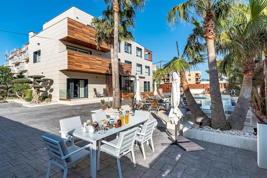 Ferienwohnung Luxury Casa Con Piscina, Wifi, 150M Dal Mare Miami Playa Exterior foto